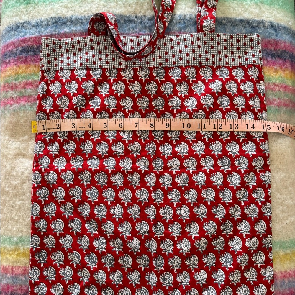 Anokhi Simrane Hand Block Printed Tote - Picture 2 of 6